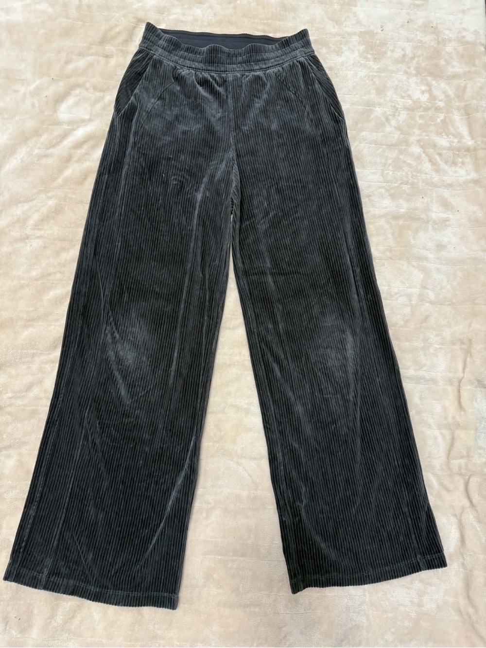 lululemon Womens Black Corduroy Wide-Leg Joggers